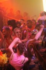 Watch Weekender M4uhd