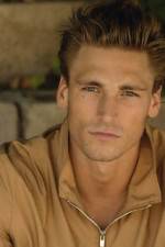 Watch Abducted: Fugitive for Love M4uhd